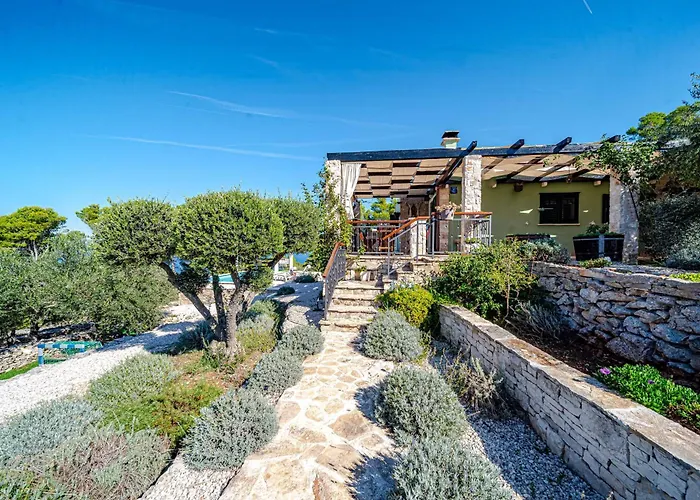 Authentic Stone House Piece Of Heaven